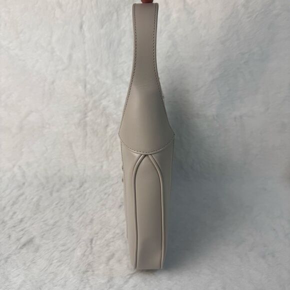 GUCCI Jackie Shoulder Bag - Picture 9 of 16